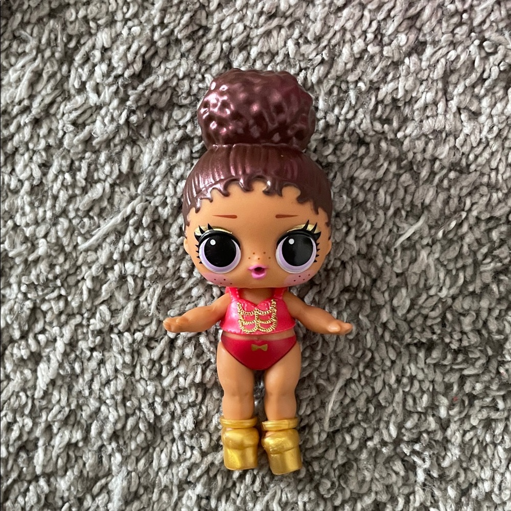 L.O.L. Surprise! Princess Doll Series - Picture 2 of 4
